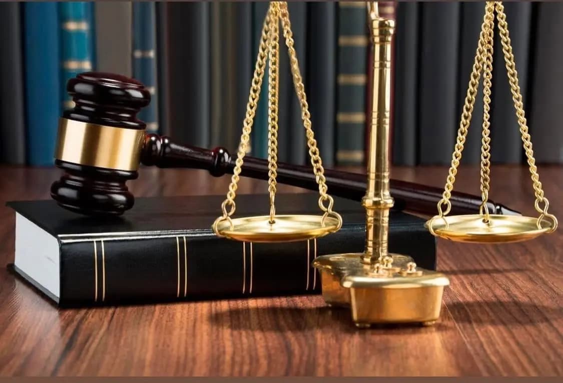 من يحرس الحراس في المسؤولية الإعلامية وصيانة قرينة البراءة في المجريات القانونية؟
