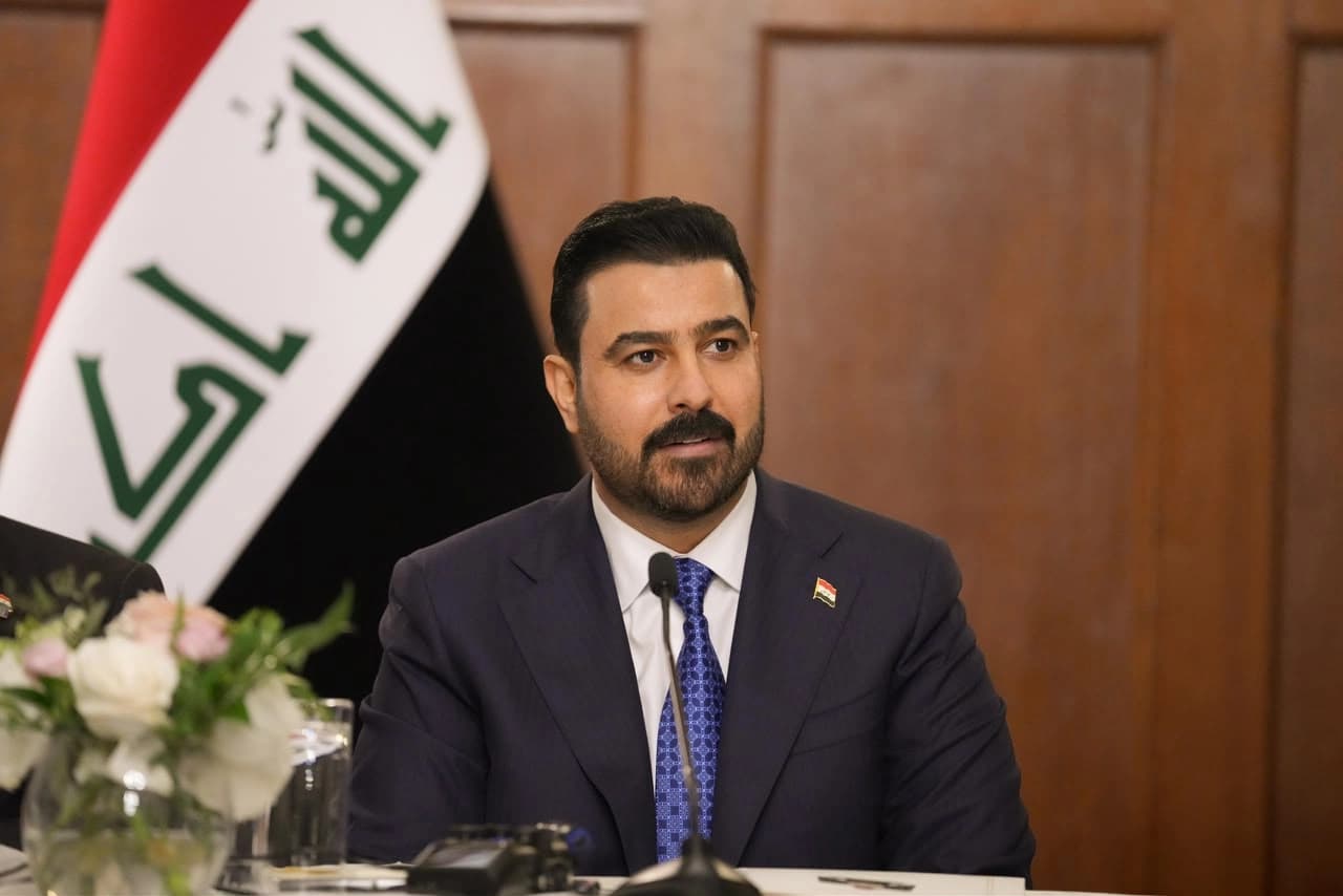 الزيدي يزور فرنسا ويلتقي ماكرون الاثنين