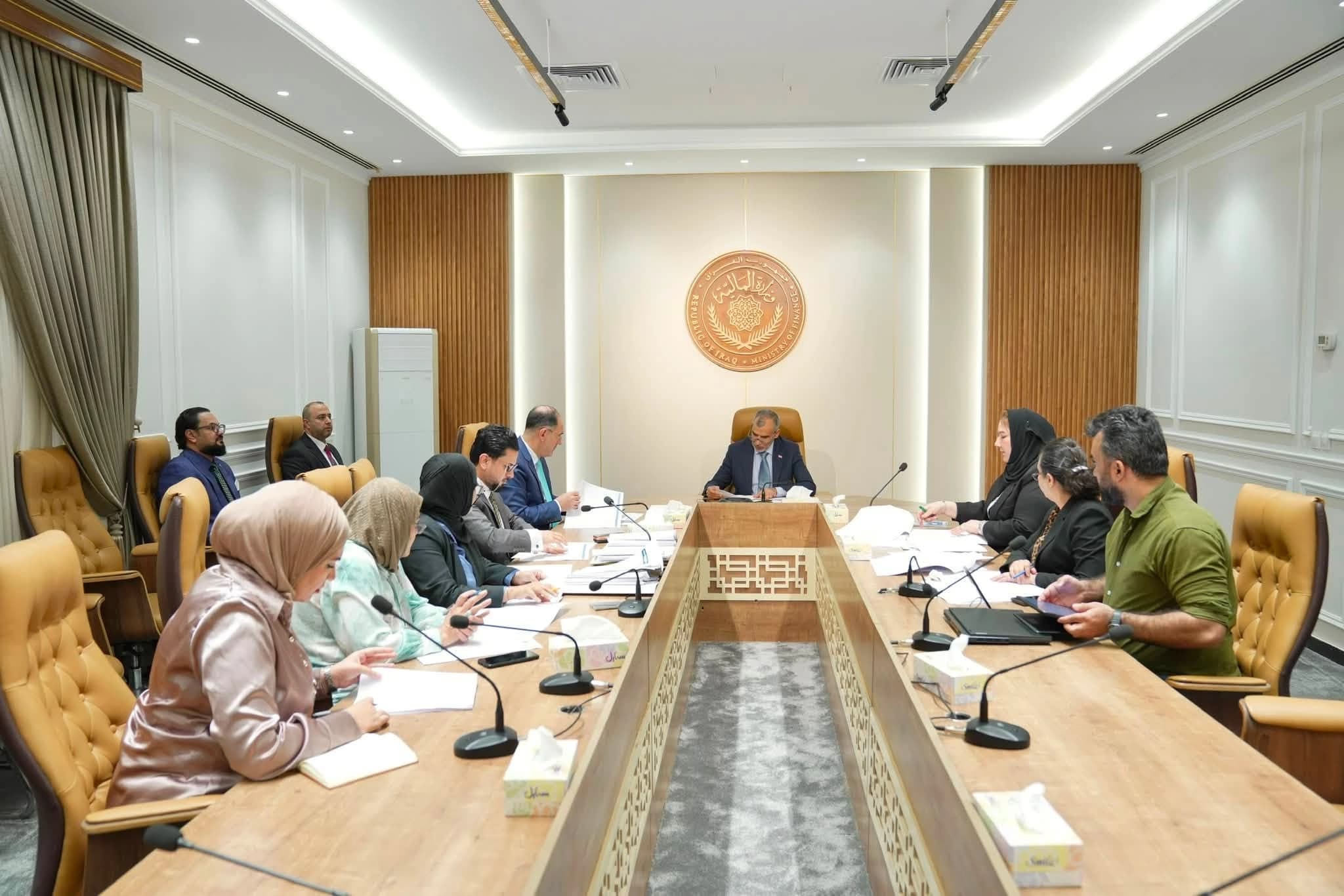 وزارة المالية العراقية: إدراج فقرة تثبيت الموظفين المتعاقدين في مسودة مشروع الموازنة العامة