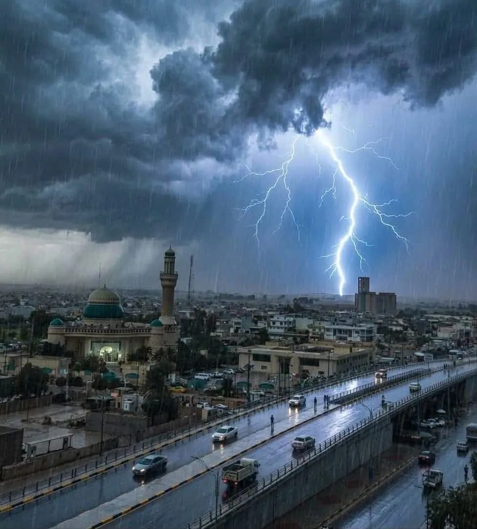 صواعق رعدية تودي بحياة 3 رعاة وتصيب امرأة في صلاح الدين وأربيل والسليمانية