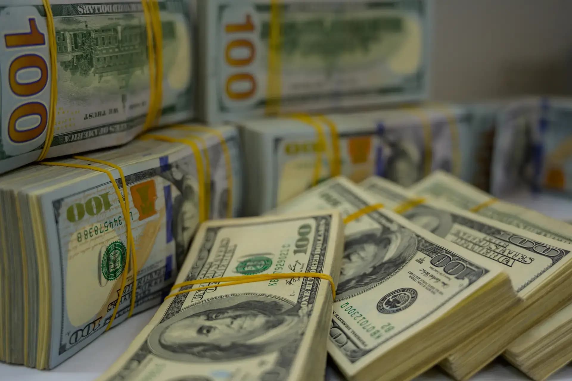 احتياطي البنك المركزي العراقي ينخفض إلى 66.7 مليار دولار