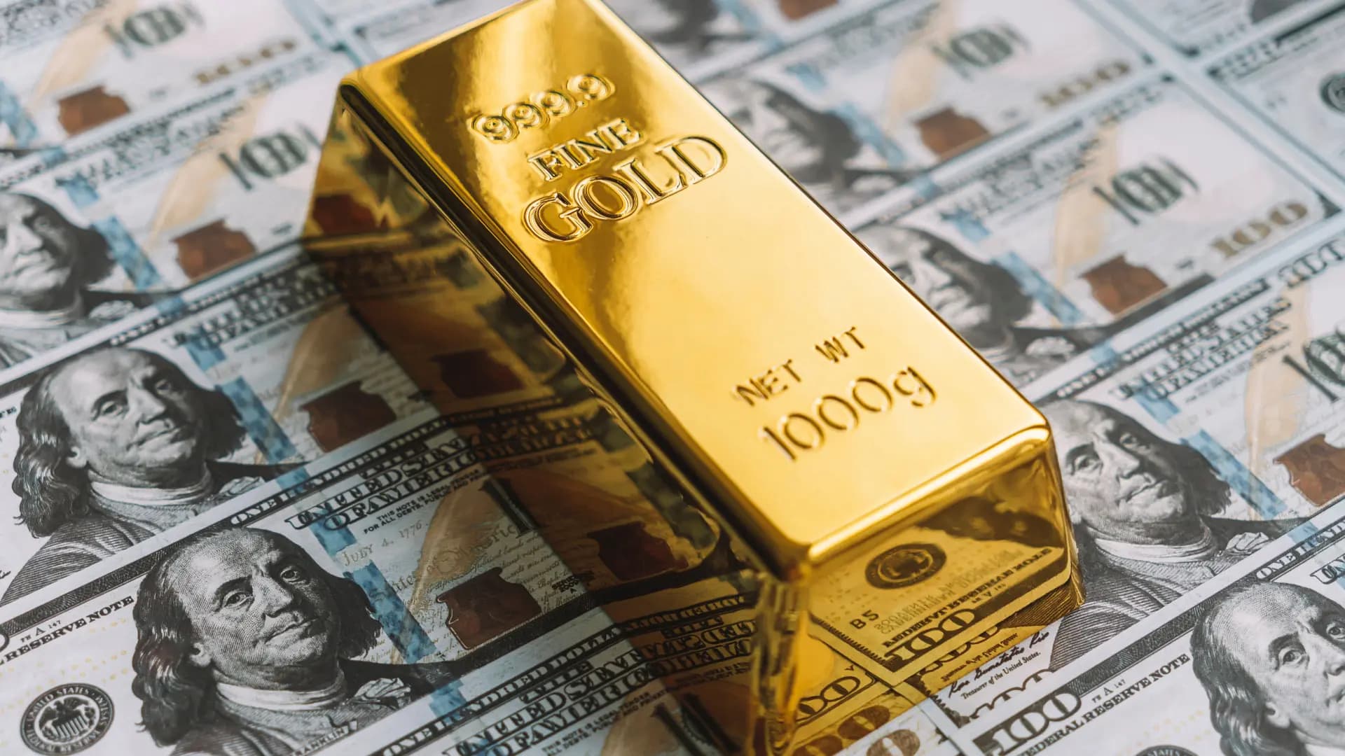 الذهب فوق 4180 دولاراً للأونصة مع استعادة أسعاره مكاسبها