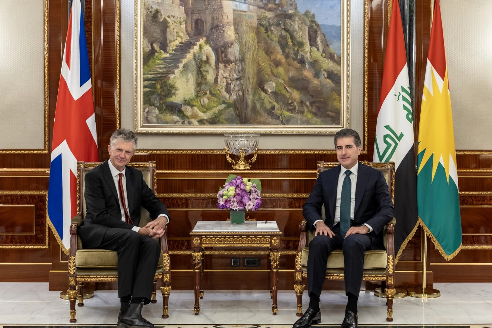 نيجيرفان بارزاني ومستشار الأمن القومي البريطاني يبحثان المستجدات السياسية والأمنية بالمنطقة