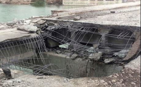الجسر الخامس والأخير بالموصل يخرج عن الخدمة جراء قصف للتحالف