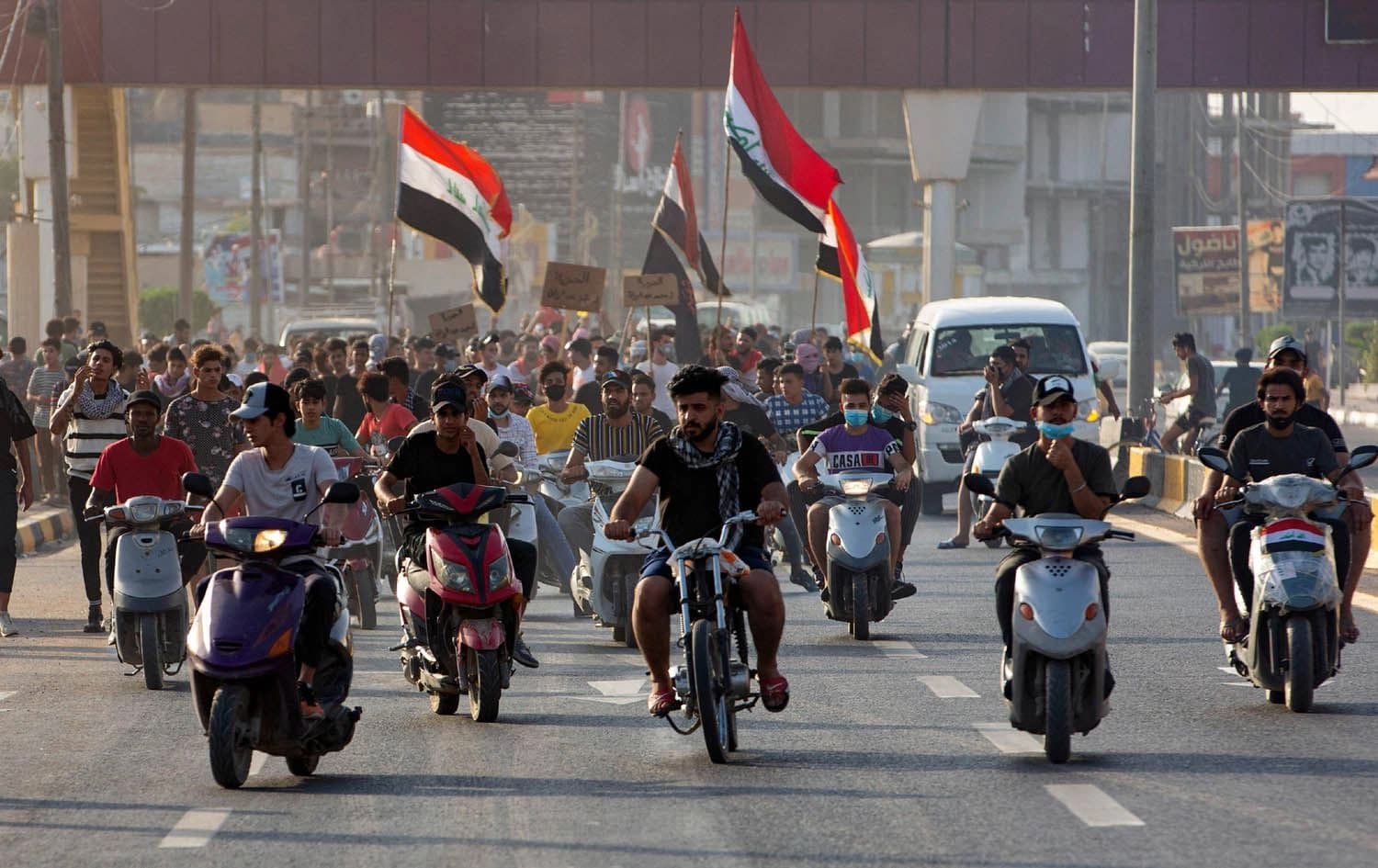 تجدد التظاهرات في 5 محافظات عراقية