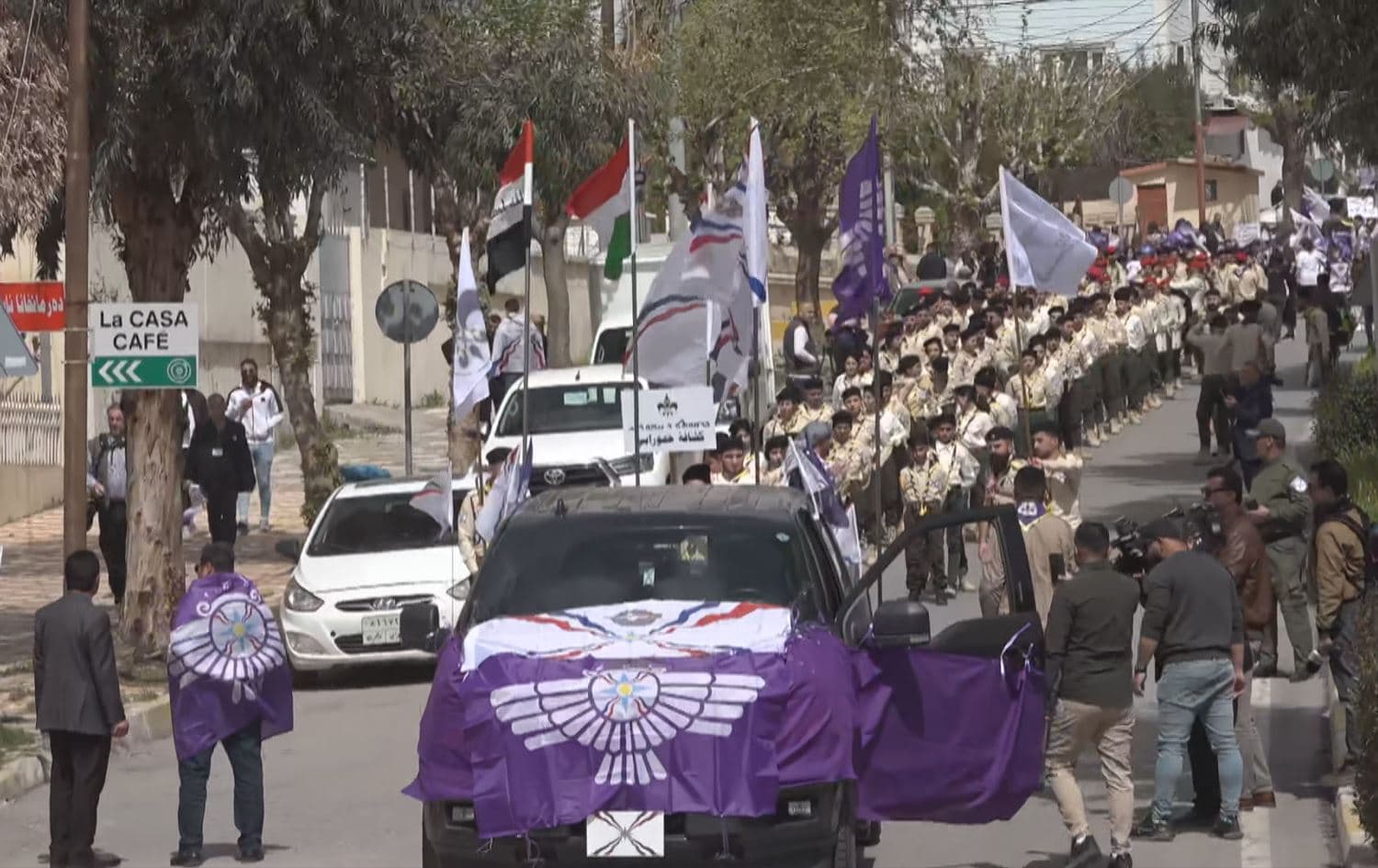 مسيرة احتفالية في دهوك بعيد أكيتو