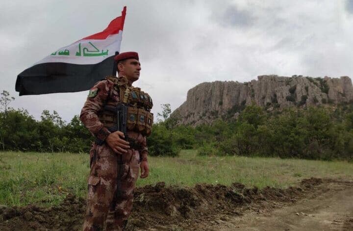 جندي من قوات حرس الحدود العراقي