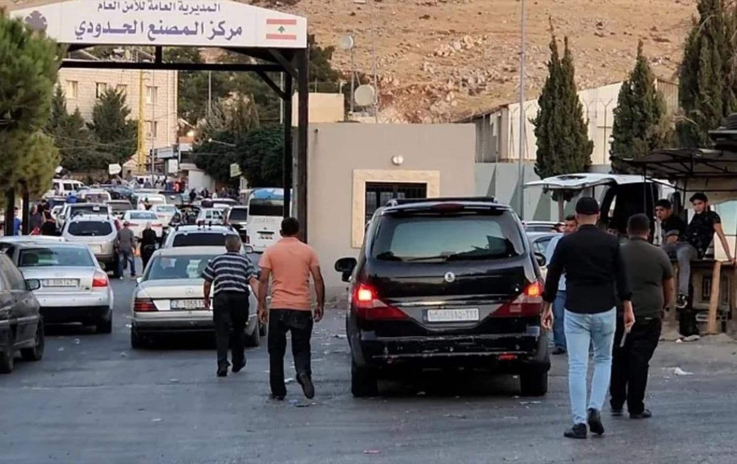 مركز المصنع الحدودي