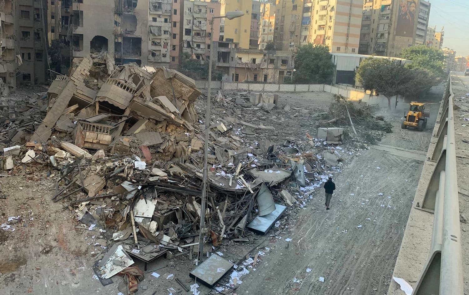 آثار الغارات الإسرائيلية على الضاحية الجنوبية - AFP