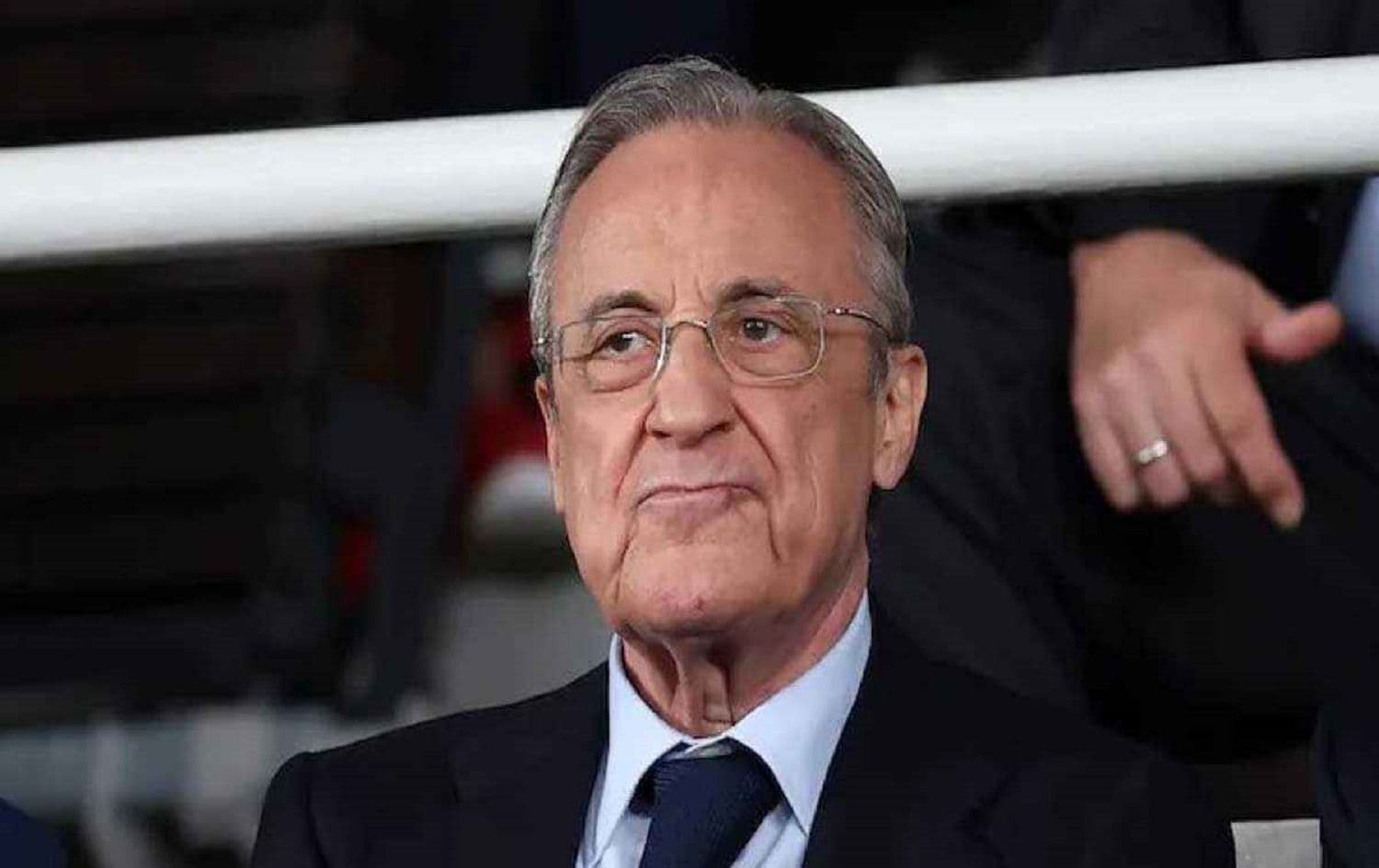رئيس نادي ريال مدريد فلورنتينو بيريز