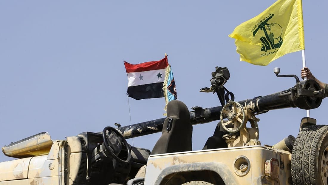ومنذ العام 2013، أي بعد عامين من اندلاع النزاع، يقاتل حزب الله بشكل علني في سوريا دعما للجيش السوري