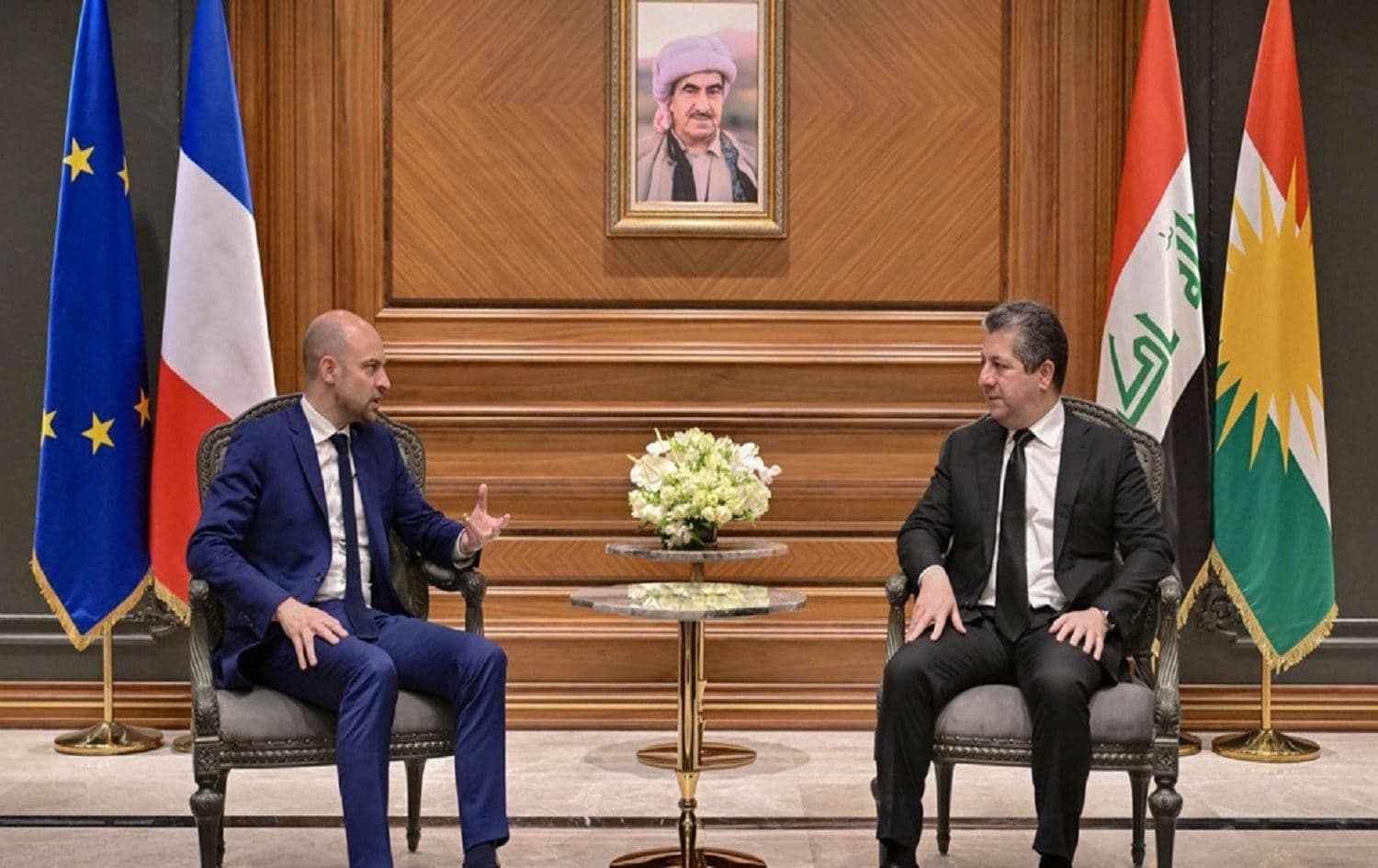 رئيس حكومة إقليم كوردستان مسرور بارزاني ووزير الخارجية الفرنسي جان نويل بارو