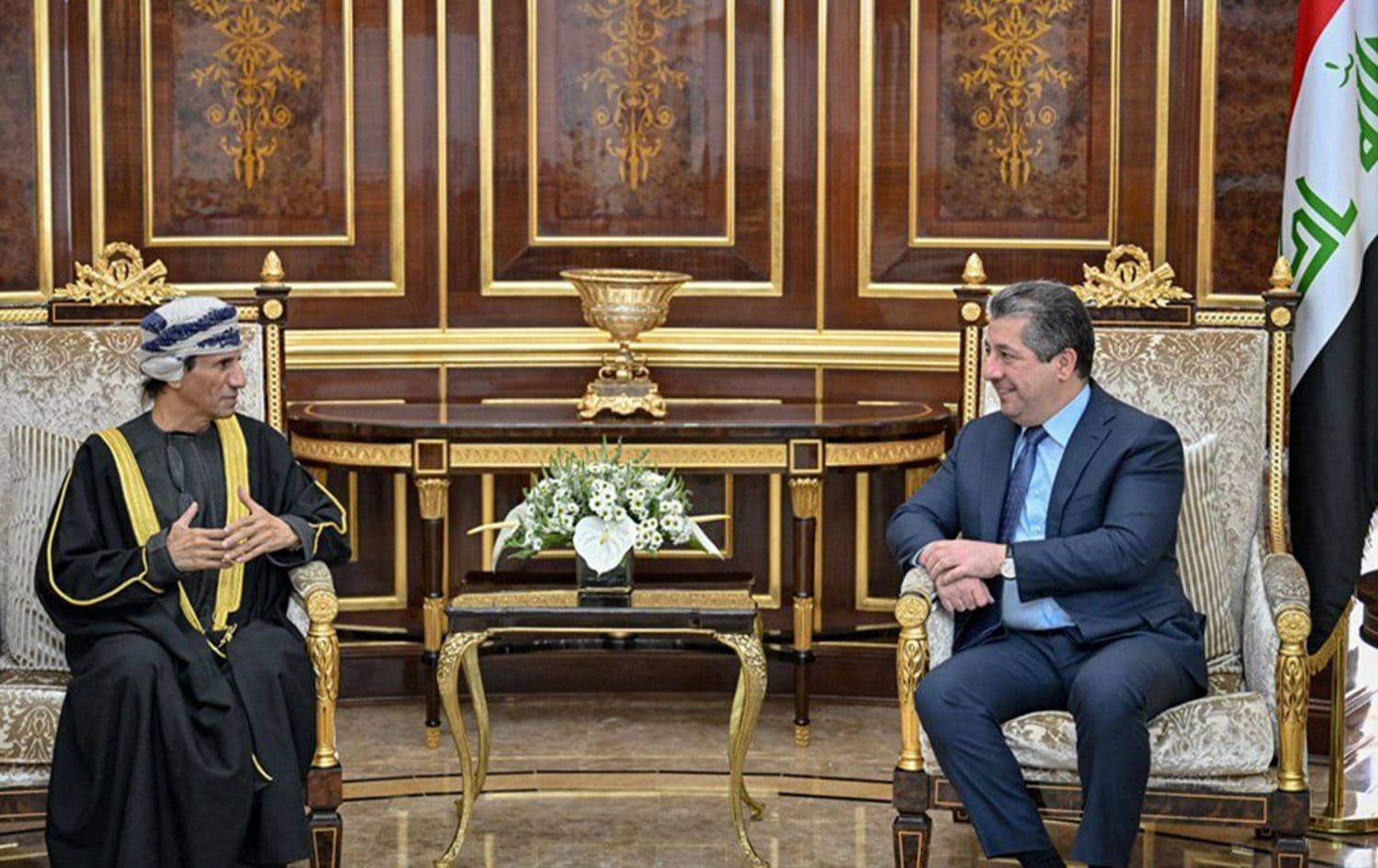 رئيس حكومة إقليم كوردستان مسرور بارزاني والممثل الخاص للأمين العام للأمم المتحدة في العراق محمد الحسّان