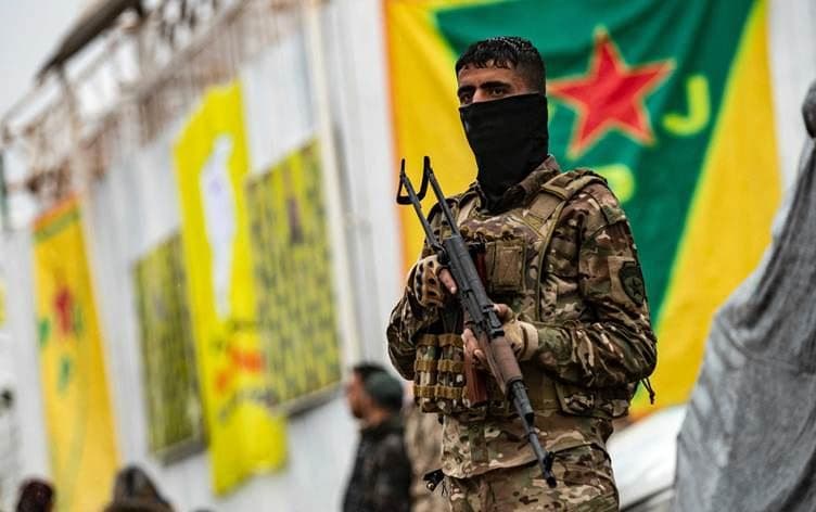 عنصر في قوات سوريا الديمقراطية- صورة أرشيفية