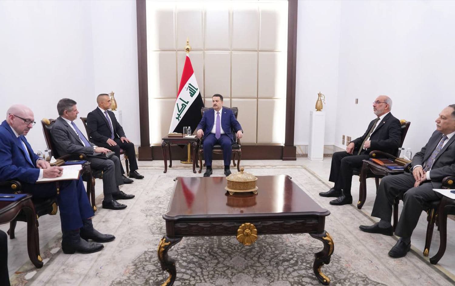 السوداني مع نائب رئيس شركة Baker Hughes النفطية