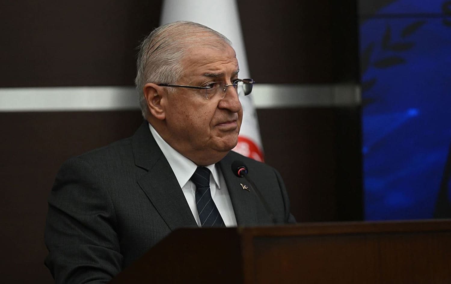 وزير الدفاع التركي يشار غولر- صورة أرشيفية
