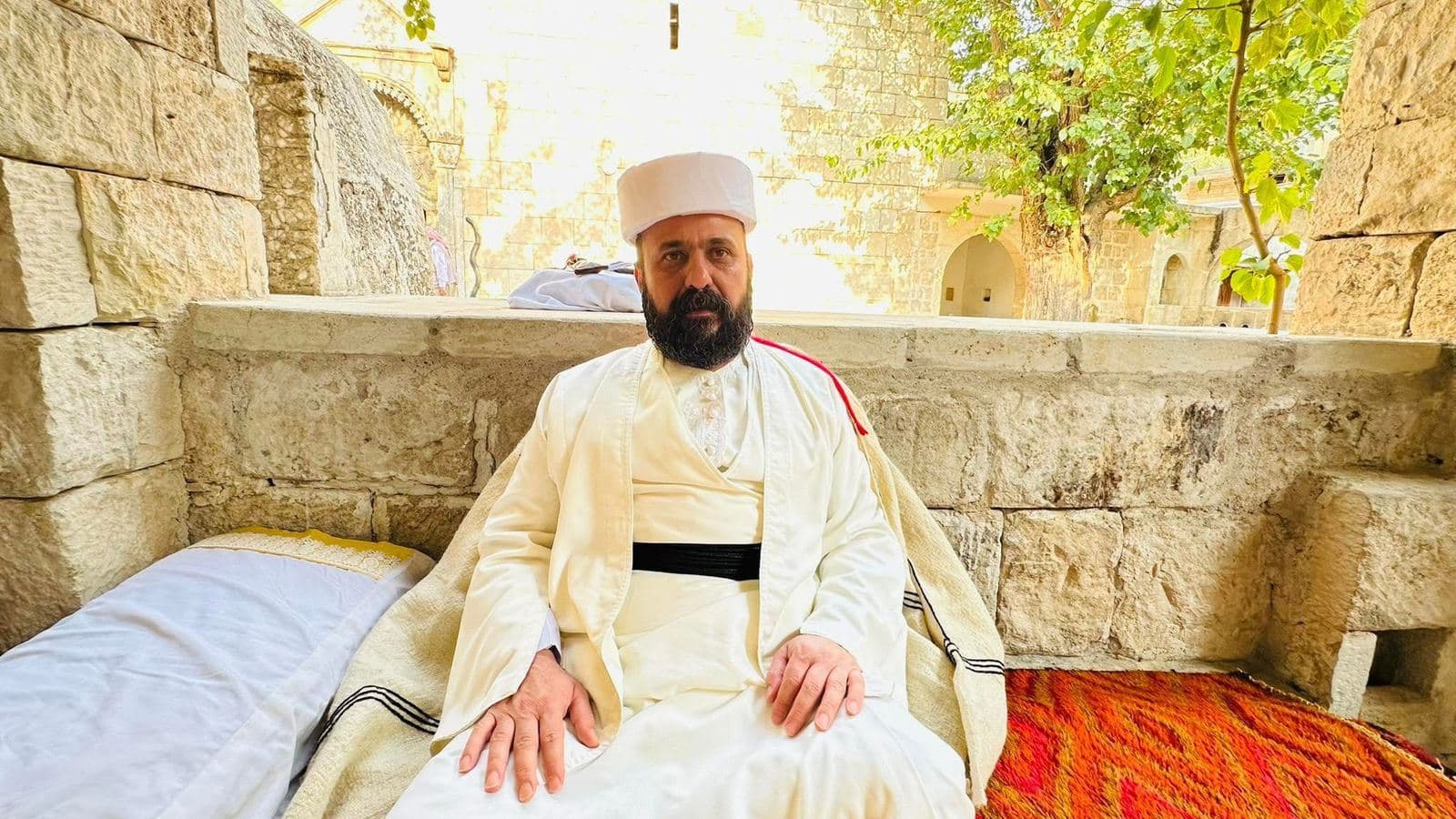 الأب الروحي للإيزديين، البابا شيخ، شيخ علي شيخ إلياس