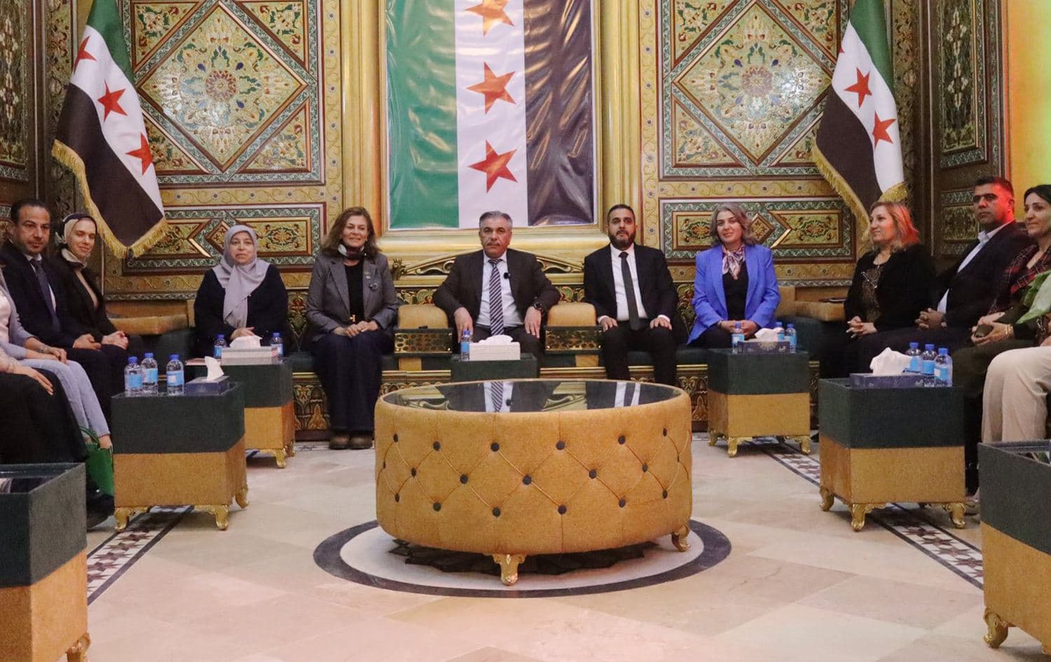 وفد وزارة الشؤون الاجتماعية والعمل السورية، في لقاء محافظ الحسكة